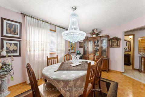 Photo 17 at 116 Butterfield Crescent, Maple, Vaughan