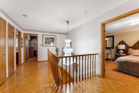 Photo 23 at 116 Butterfield Crescent, Maple, Vaughan