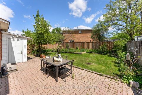 Photo 41 at 116 Butterfield Crescent, Maple, Vaughan