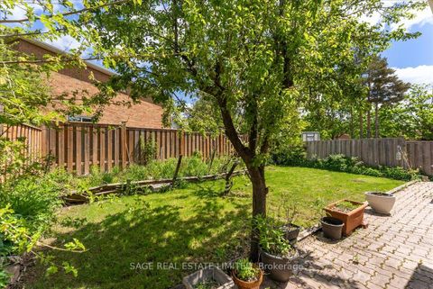Photo 45 at 116 Butterfield Crescent, Maple, Vaughan