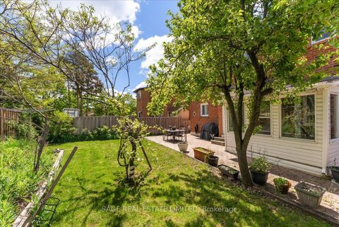 Photo 46 at 116 Butterfield Crescent, Maple, Vaughan
