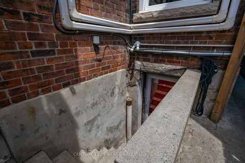 Photo 42 at 324 Delaware Avenue, Junction, Toronto