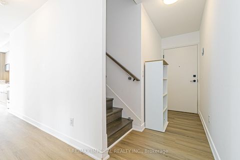 Photo 5 at s118 - 180 Mill Street, Waterfront Communities C8, Toronto