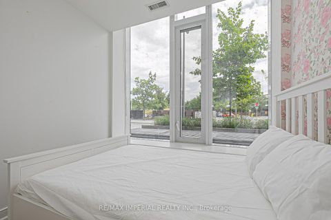 Photo 8 at s118 - 180 Mill Street, Waterfront Communities C8, Toronto