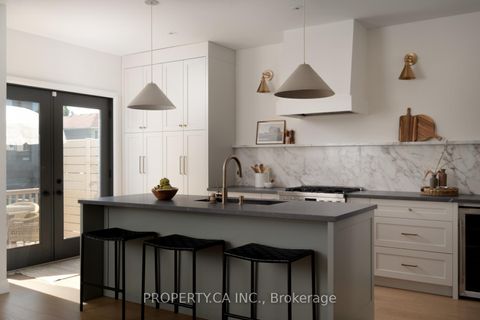 Photo 10 at 25 Hunt Club Drive, Cliffside, Toronto