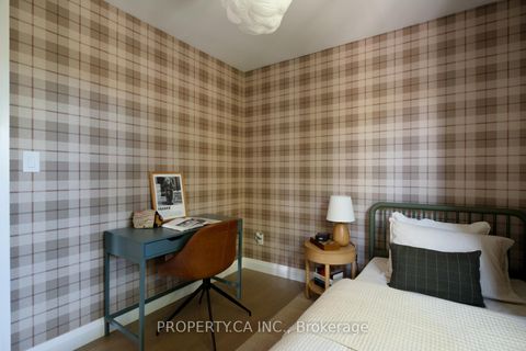 Photo 33 at 25 Hunt Club Drive, Cliffside, Toronto