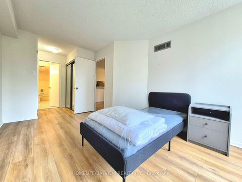 Photo 20 at 607 - 44 St Joseph Street, Bay Street Corridor, Toronto