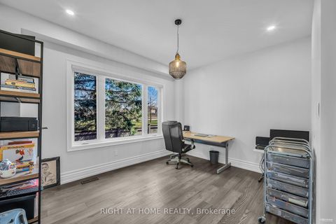 Photo 4 at 1092 Stonehaven Avenue, Wyndham, Newmarket