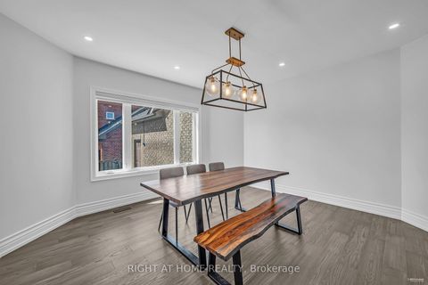 Photo 10 at 1092 Stonehaven Avenue, Wyndham, Newmarket