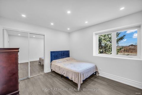 Photo 18 at 1092 Stonehaven Avenue, Wyndham, Newmarket