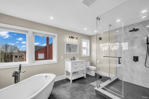 Photo 24 at 1092 Stonehaven Avenue, Wyndham, Newmarket