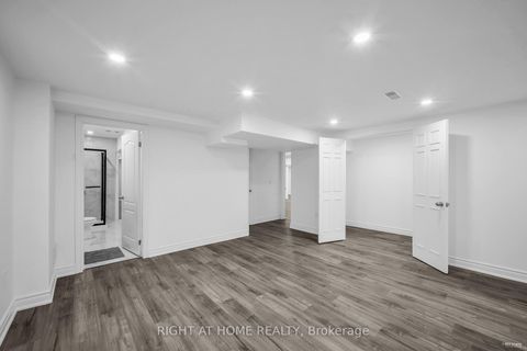 Photo 25 at 1092 Stonehaven Avenue, Wyndham, Newmarket