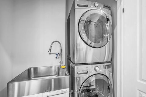 Photo 29 at 1092 Stonehaven Avenue, Wyndham, Newmarket