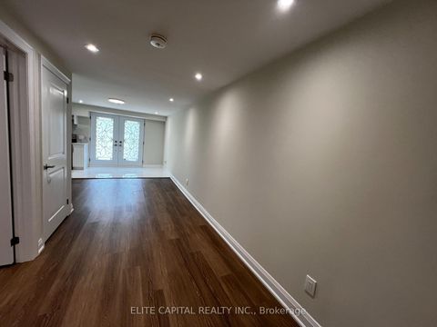 Photo 4 at 89 Picola Court, Hillcrest Village, Toronto