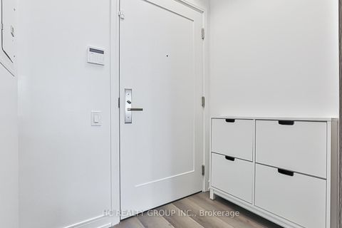 Photo 4 at 3912 - 3 Gloucester Street, Yonge Corridor, Toronto