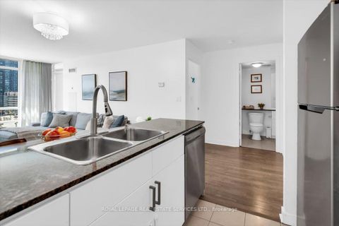 Photo 7 at 911 - 397 Front Street W, Waterfront Communities C1, Toronto