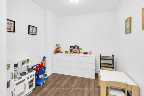 Photo 15 at 911 - 397 Front Street W, Waterfront Communities C1, Toronto