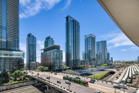 Photo 19 at 911 - 397 Front Street W, Waterfront Communities C1, Toronto