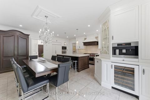 Photo 10 at 107 Deerchase Circle, Islington Woods, Vaughan