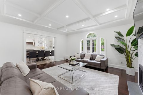 Photo 11 at 107 Deerchase Circle, Islington Woods, Vaughan
