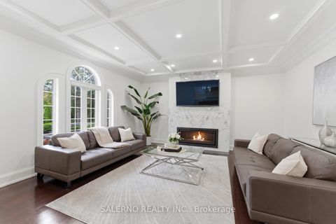 Photo 12 at 107 Deerchase Circle, Islington Woods, Vaughan