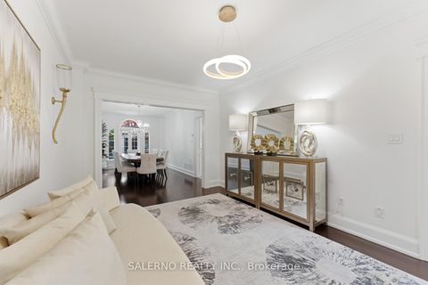 Photo 14 at 107 Deerchase Circle, Islington Woods, Vaughan