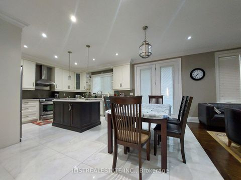 Photo 7 at 59 Princemere Crescent, Maryvale, Toronto
