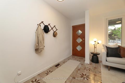 Photo 2 at 259 Wolverleigh Boulevard, Danforth, Toronto