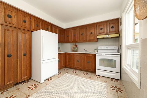 Photo 11 at 259 Wolverleigh Boulevard, Danforth, Toronto