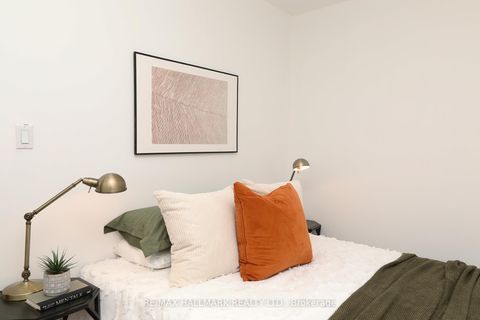 Photo 20 at 259 Wolverleigh Boulevard, Danforth, Toronto