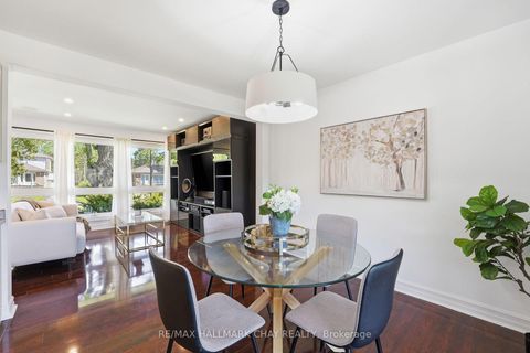 Photo 5 at 420 Fernleigh Circle S, Crosby, Richmond Hill
