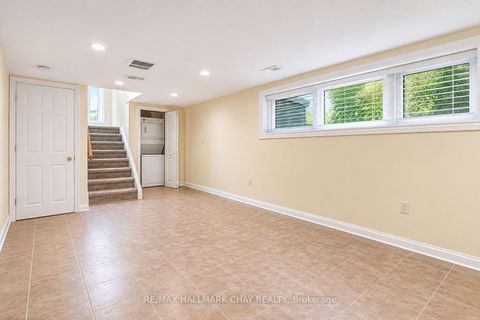 Photo 20 at 420 Fernleigh Circle S, Crosby, Richmond Hill