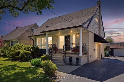 Photo 31 at 420 Fernleigh Circle S, Crosby, Richmond Hill