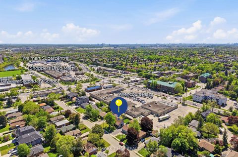 Photo 32 at 420 Fernleigh Circle S, Crosby, Richmond Hill