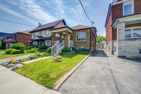 Photo 0 at 237 Belgravia Avenue, Belgravia, Toronto