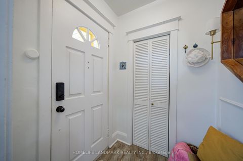 Photo 2 at 237 Belgravia Avenue, Belgravia, Toronto