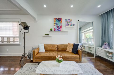 Photo 5 at 237 Belgravia Avenue, Belgravia, Toronto