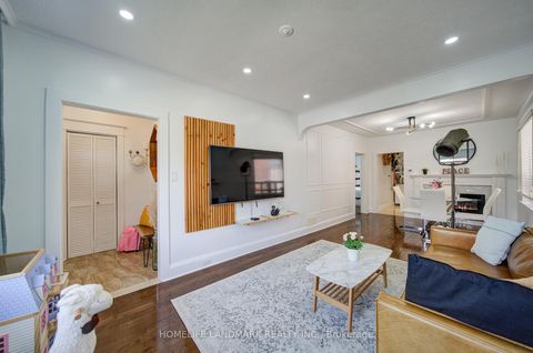 Photo 7 at 237 Belgravia Avenue, Belgravia, Toronto