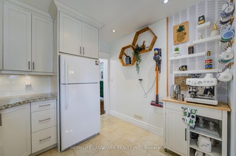 Photo 14 at 237 Belgravia Avenue, Belgravia, Toronto