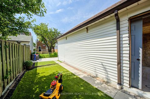 Photo 34 at 237 Belgravia Avenue, Belgravia, Toronto