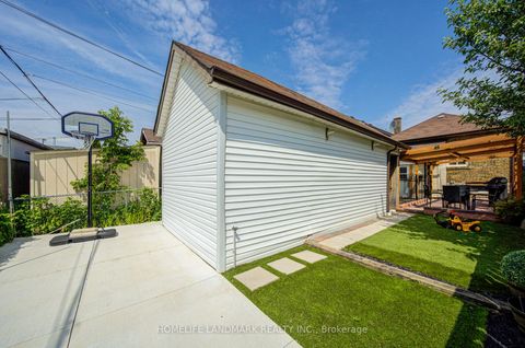 Photo 35 at 237 Belgravia Avenue, Belgravia, Toronto