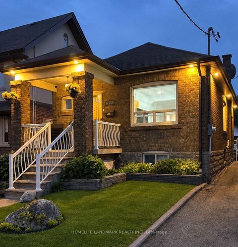 Photo 36 at 237 Belgravia Avenue, Belgravia, Toronto