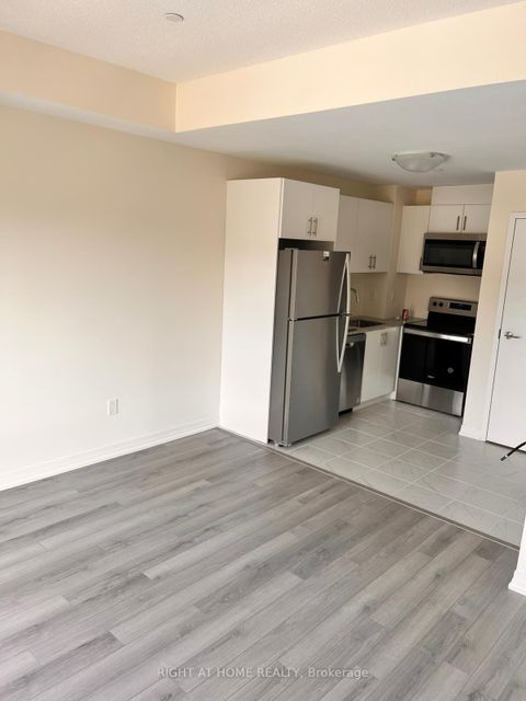 Photo 6 at 19 - 245 Mclevin Avenue, Malvern, Toronto