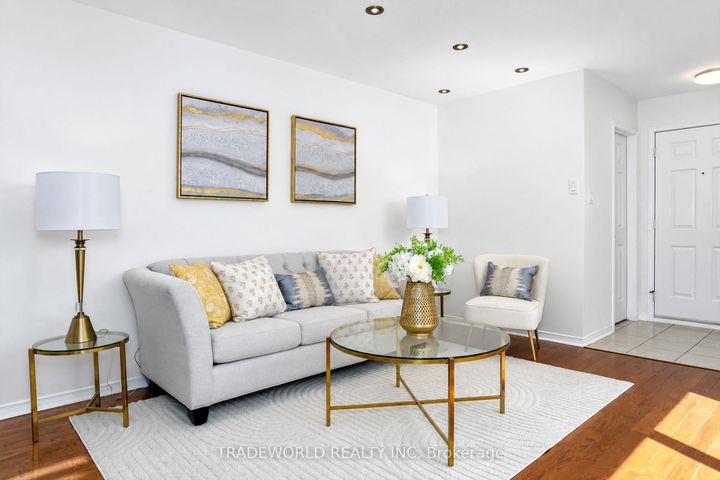 Photo 9 at 25 Bassett Avenue, Langstaff, Richmond Hill