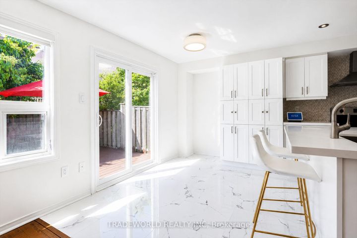 Photo 19 at 25 Bassett Avenue, Langstaff, Richmond Hill