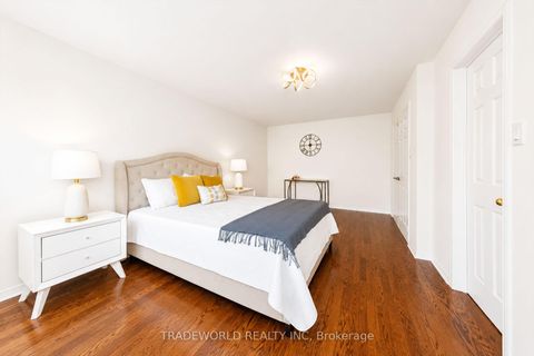 Photo 26 at 25 Bassett Avenue, Langstaff, Richmond Hill