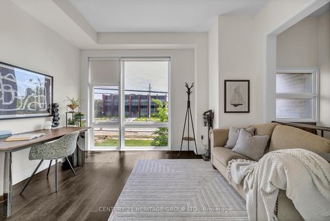 Photo 3 at 9136 Bathurst Street, Patterson, Vaughan