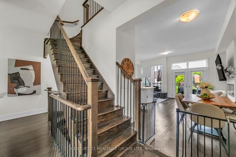 Photo 4 at 9136 Bathurst Street, Patterson, Vaughan