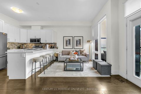 Photo 11 at 9136 Bathurst Street, Patterson, Vaughan