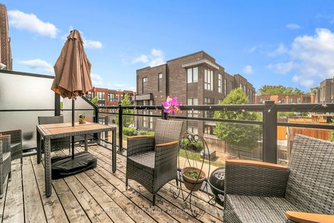 Photo 15 at 9136 Bathurst Street, Patterson, Vaughan